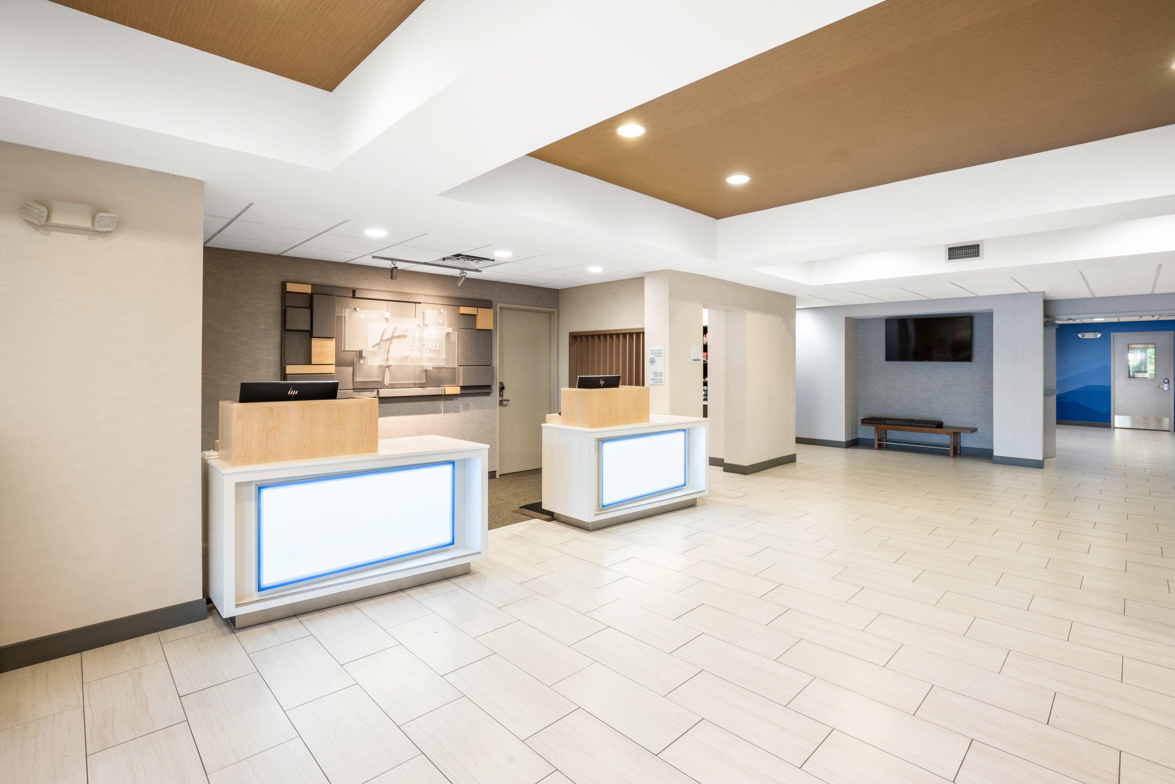 Holiday Inn Express Hotel & Suites Marysville By Ihg Eksteriør billede
