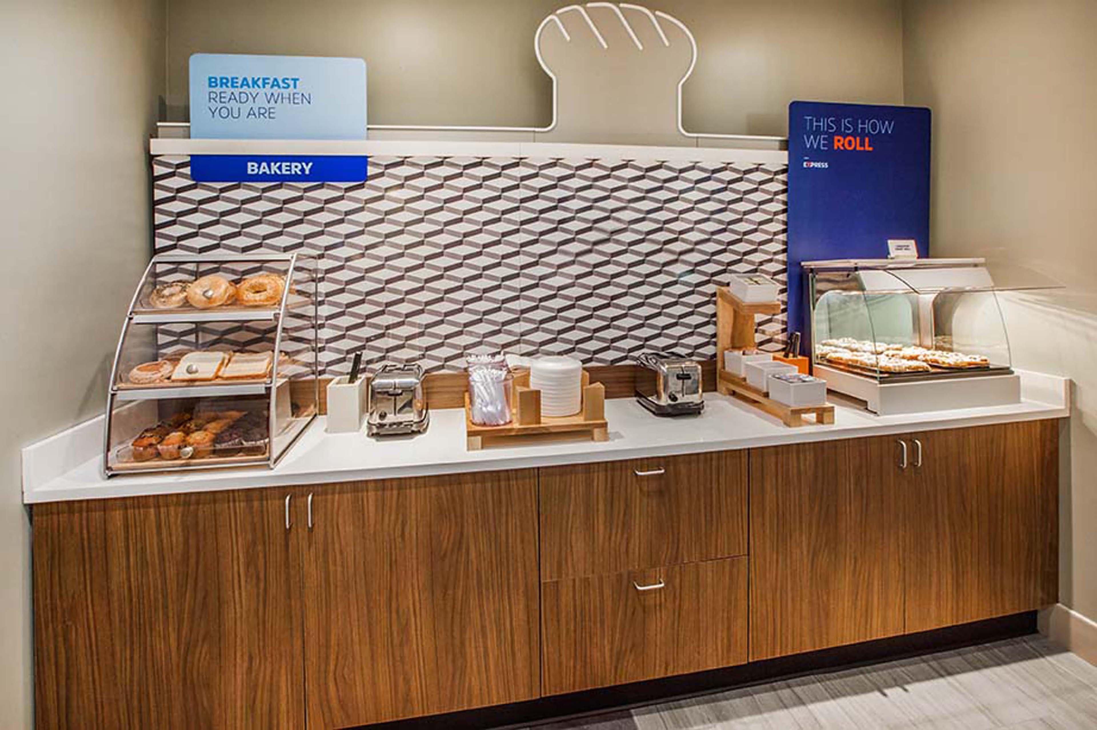 Holiday Inn Express Hotel & Suites Marysville By Ihg Eksteriør billede